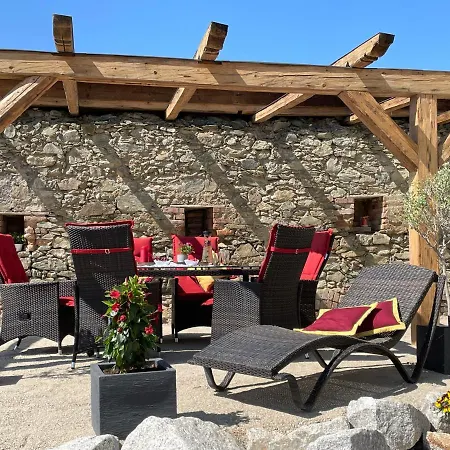 Apartman Im Chaletstil Kornspeicher 70 Qm Wellness Fitness Sauna Bergroedelhof *